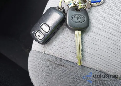 2019 Toyota Corolla L z USA, uszkodzony, nr VIN 5YFBURHE2KP930007